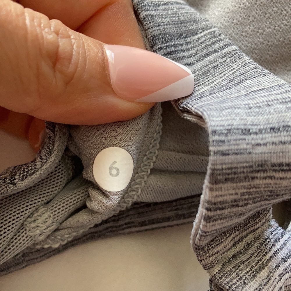 Lululemon Free to be Wild Sports Bra - Picture 4 of 4